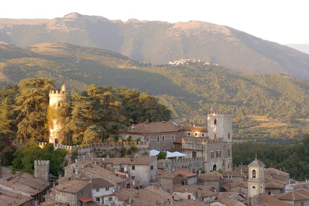 Il Sorriso Dei Monti Bed & Breakfast Orvinio Екстериор снимка