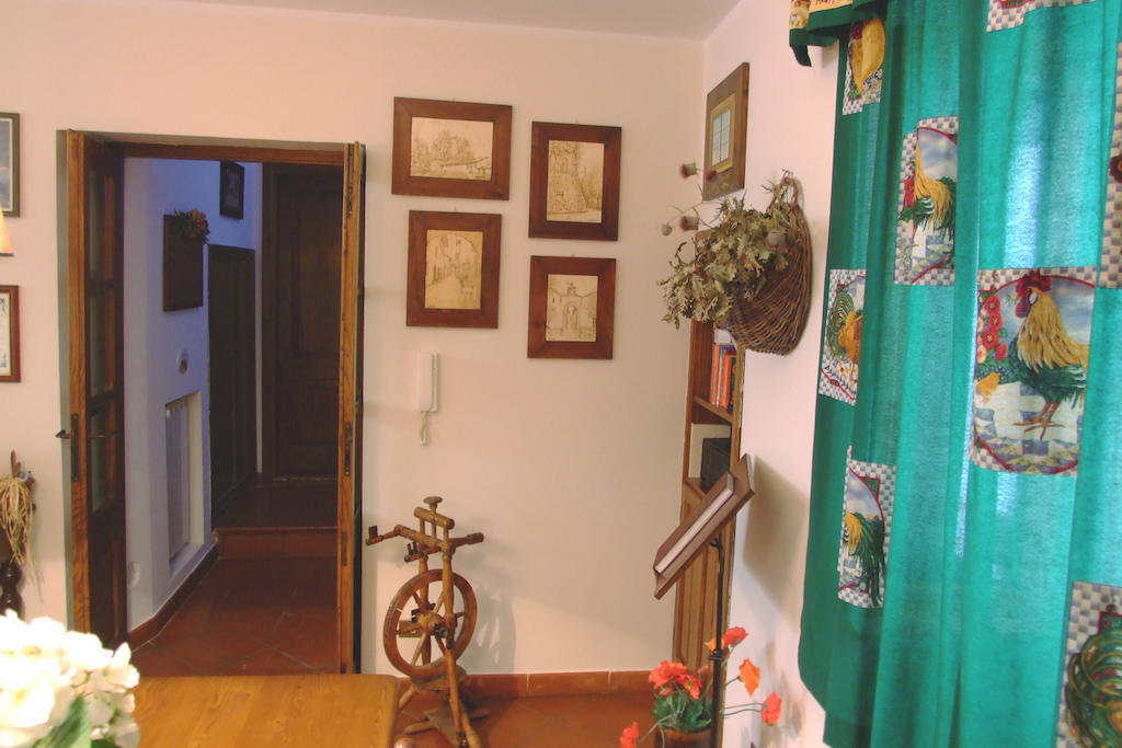 Il Sorriso Dei Monti Bed & Breakfast Orvinio Екстериор снимка